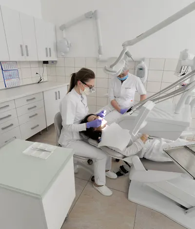 Orthos. NZOZ. Stomatologia